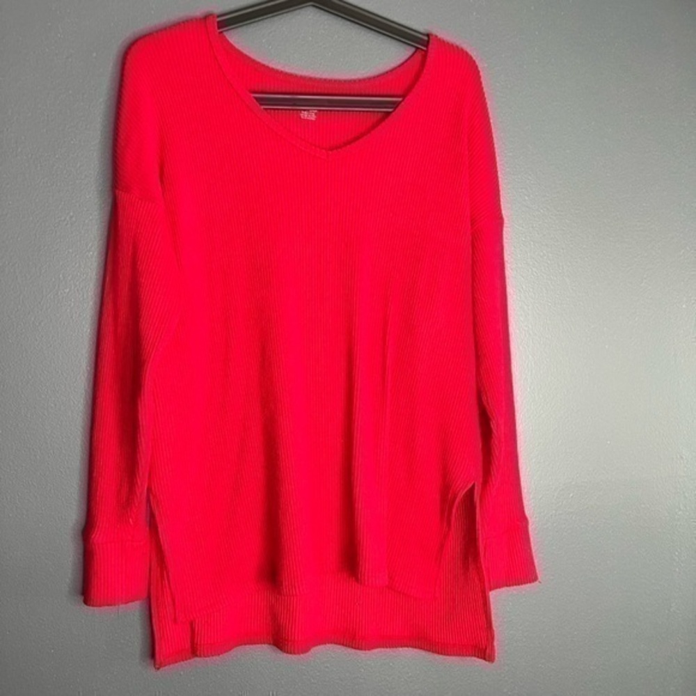 American ealge | red sweater
